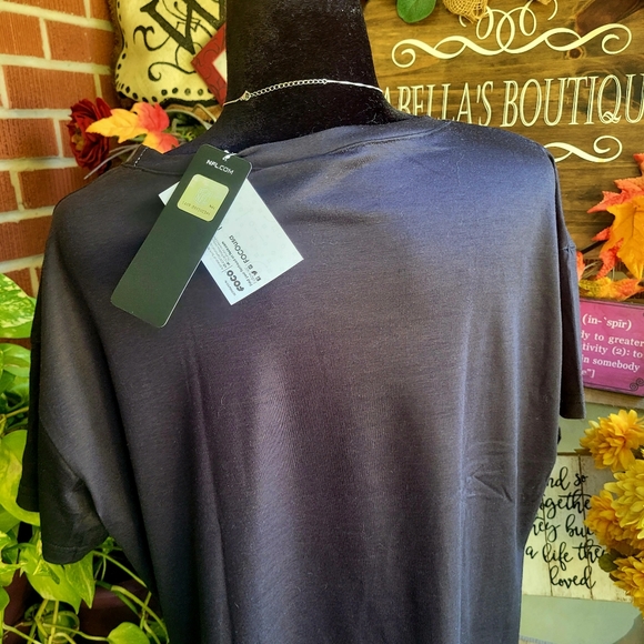 FOCO Women's NFL Team Logo Ladies Fashion Crop Top Shirt - Picture 9 of 9